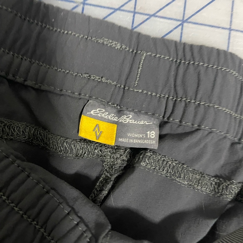Eddie Bauer Women's Charcoal shorts 18